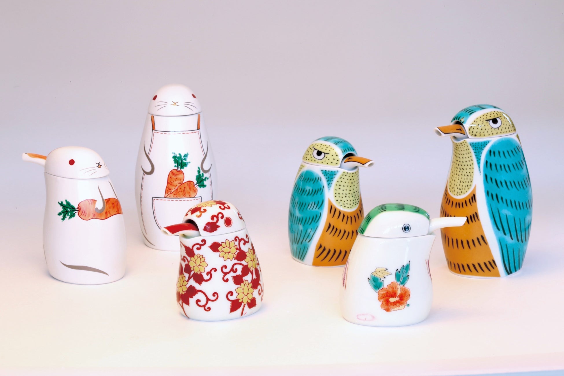 有田焼の名品、ニューヨークMoMA美術館で脚光！可愛いウサギ醤油差しが