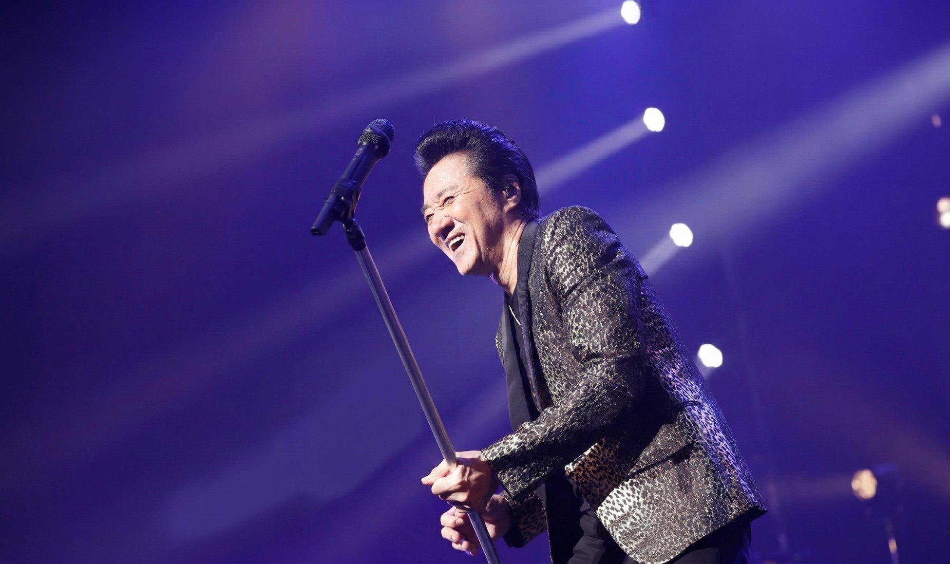 HOUND DOG70歳の大友康平、転がり続けるロックンローラーWOWOWで2カ月